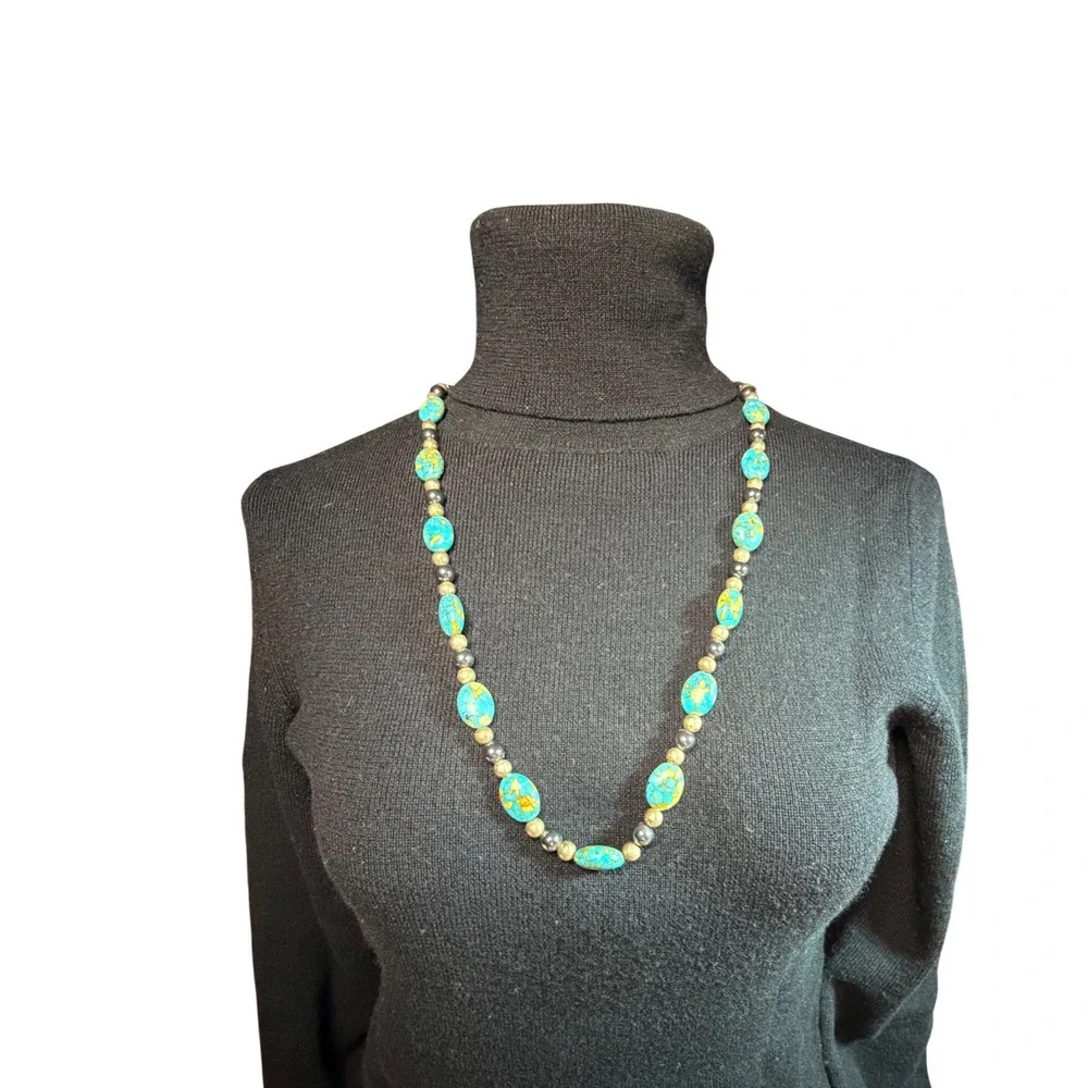 Simulated Turquoise Hermatite Beaded Necklace Southwestern Blue Silver Tone 27